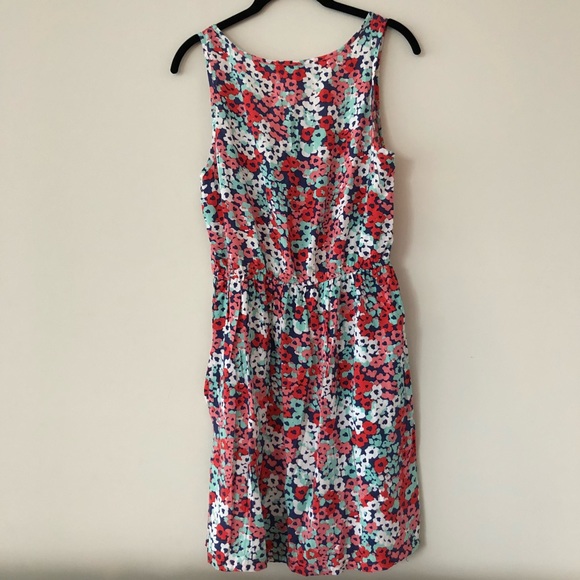 Patterned Dress - Picture 4 of 4